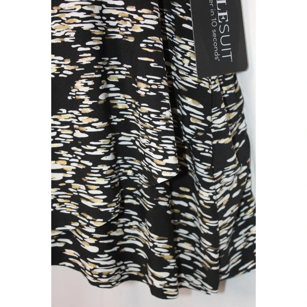 NWT Miraclesuit Zari Dazzle Tankini Top Size 16 Black Gold White Shaping Swim